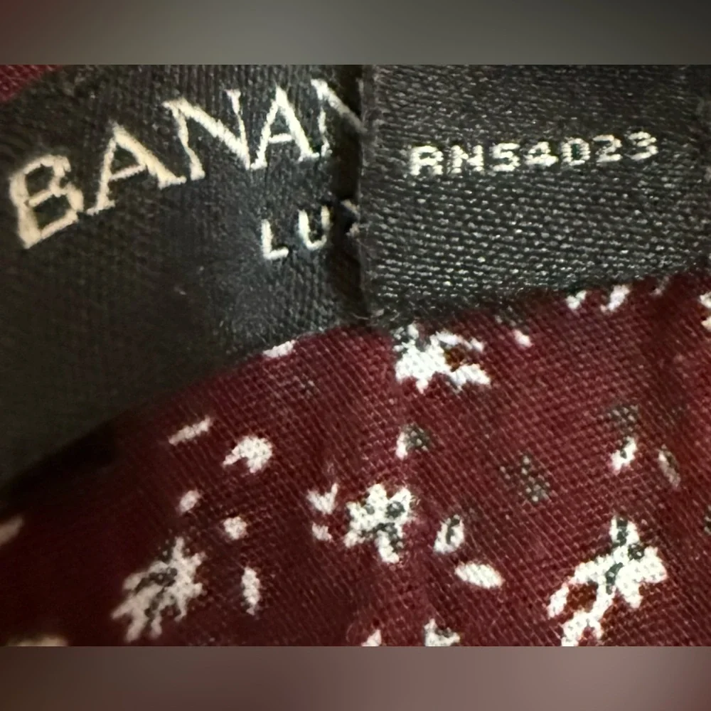 Banana Republic Luxury Touch Polo Shirt L Burgundy Maroon Soft Pima Cotton